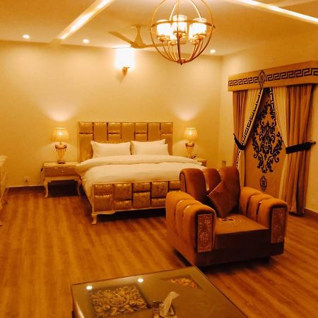 Bed & Breakfast Islamabad Hotel Buitenkant foto