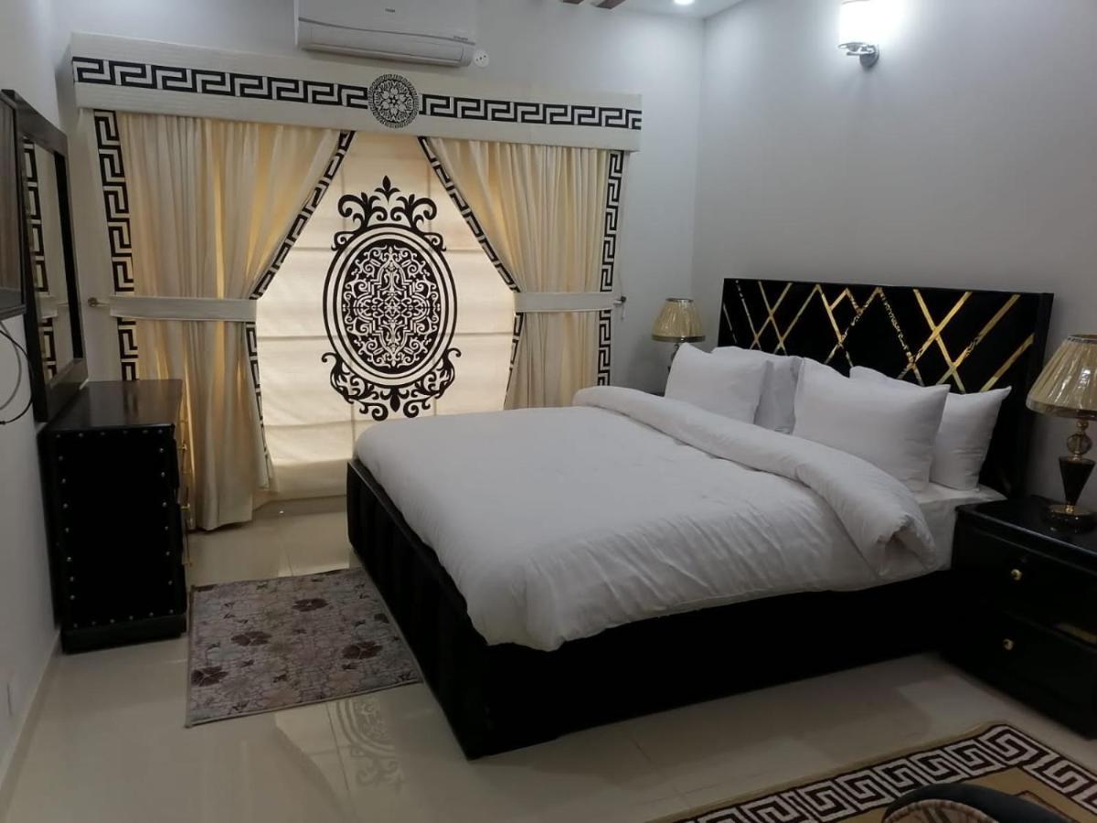 Bed & Breakfast Islamabad Hotel Buitenkant foto