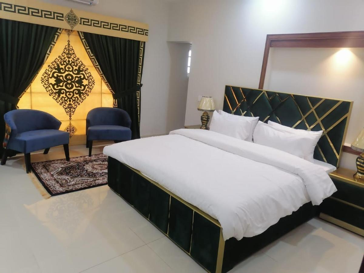 Bed & Breakfast Islamabad Hotel Buitenkant foto