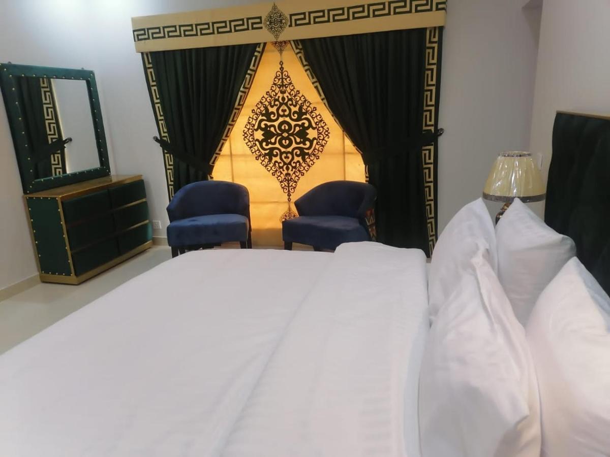 Bed & Breakfast Islamabad Hotel Buitenkant foto