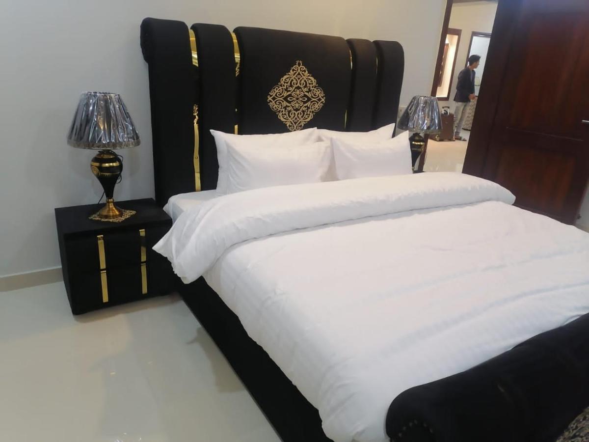 Bed & Breakfast Islamabad Hotel Buitenkant foto