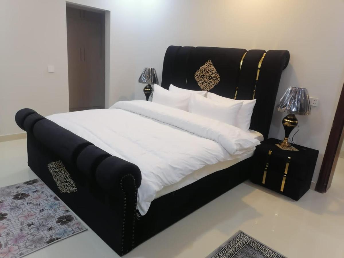 Bed & Breakfast Islamabad Hotel Buitenkant foto