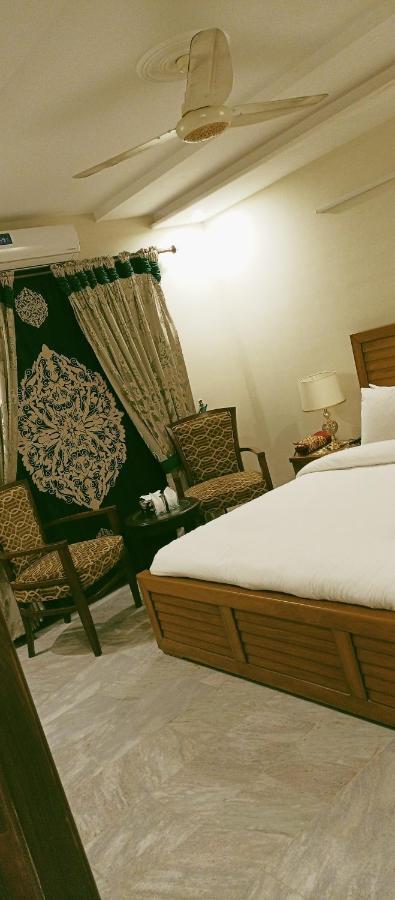 Bed & Breakfast Islamabad Hotel Kamer foto