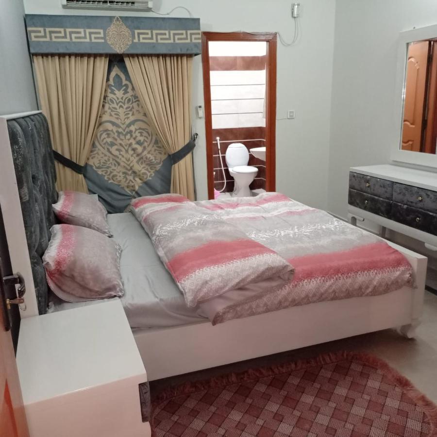 Bed & Breakfast Islamabad Hotel Buitenkant foto
