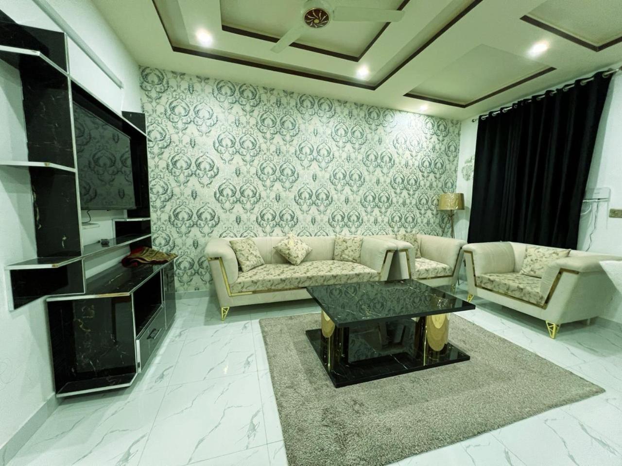 Bed & Breakfast Islamabad Hotel Buitenkant foto