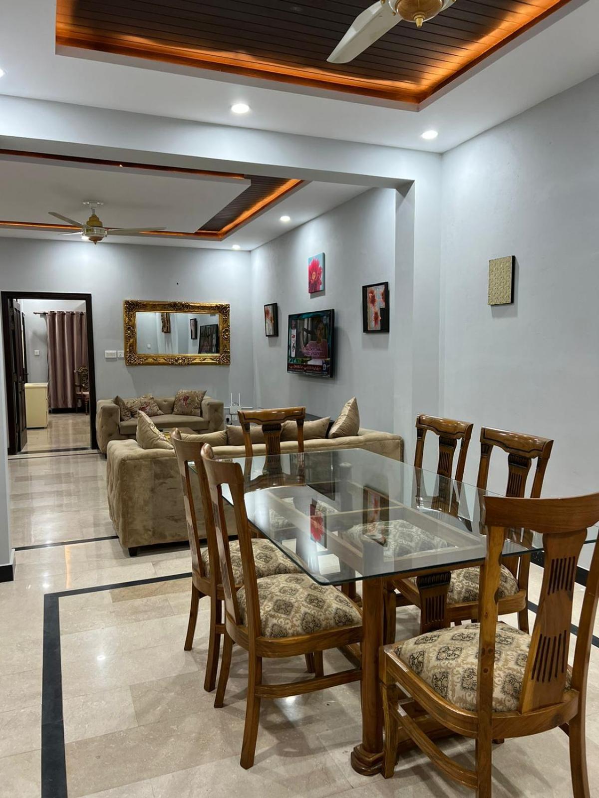 Bed & Breakfast Islamabad Hotel Buitenkant foto