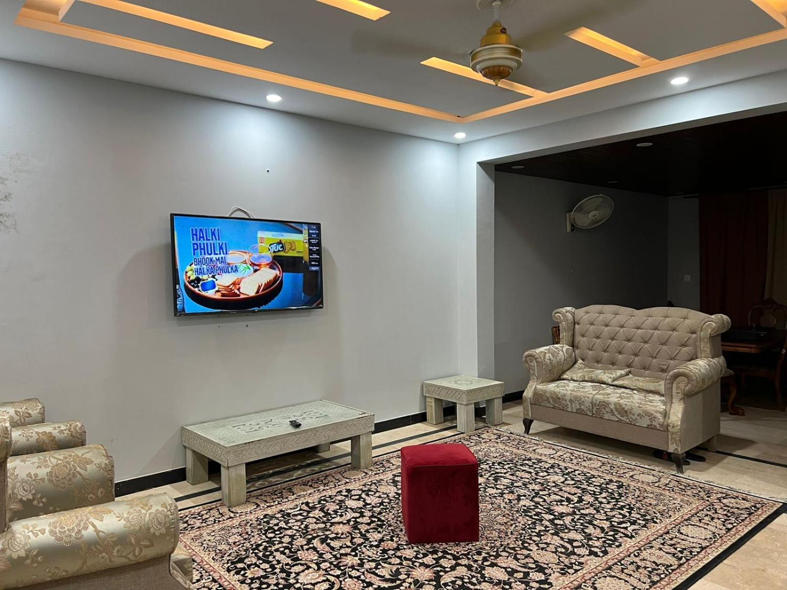 Bed & Breakfast Islamabad Hotel Buitenkant foto