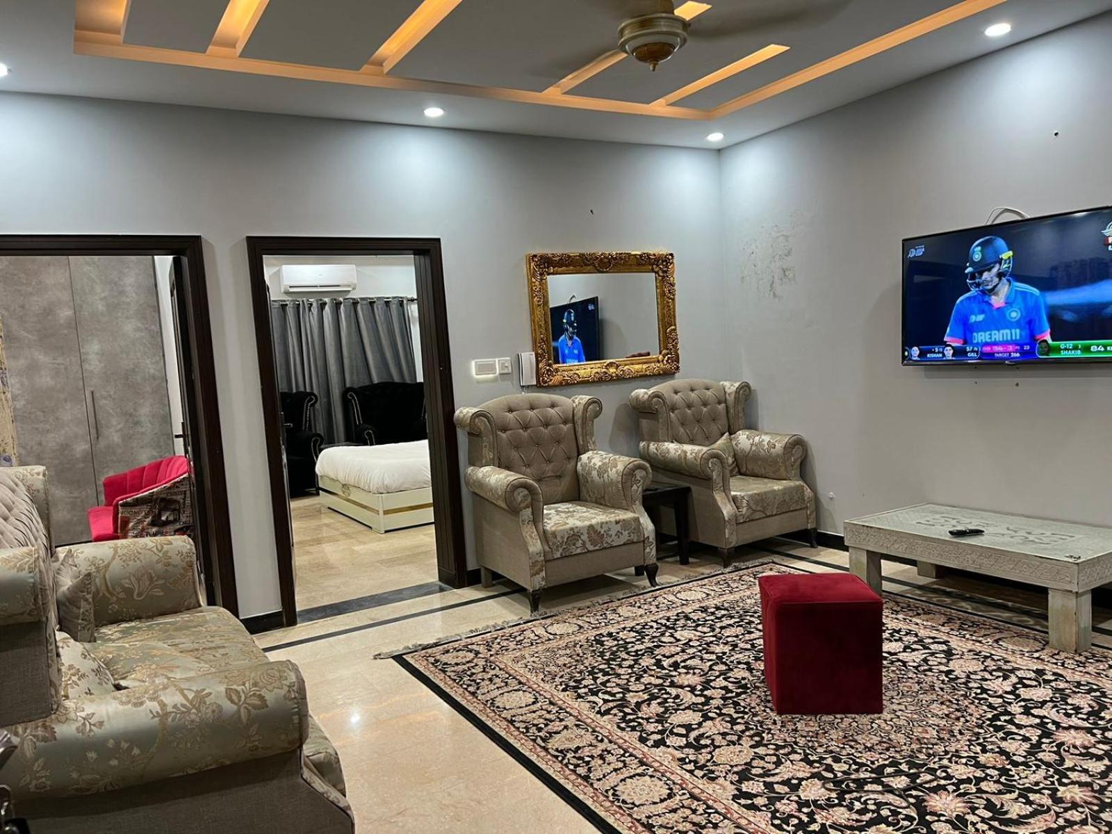 Bed & Breakfast Islamabad Hotel Buitenkant foto